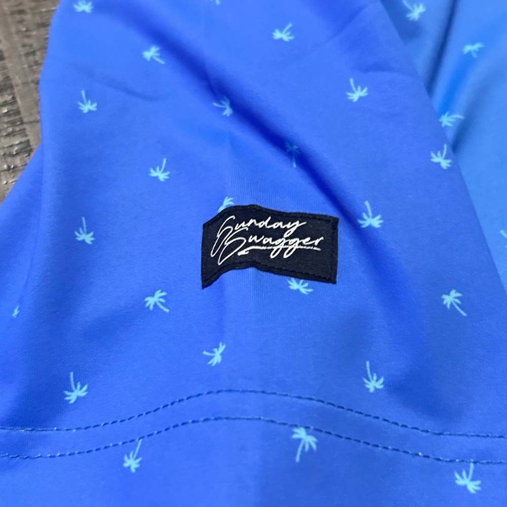 Stylish Blue Green Gradient Polo Shirt for Men Size Medium - Picture 5 of 11